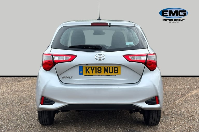  Toyota Yaris 1.5 Vvt I Icon Hatchback 5dr Petrol Manual Euro 6 111 Ps Petrol