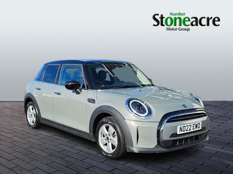 image for 2022 MINI Hatch 5-Door Hatch Cooper Classic HATCHBACK Petrol Manual