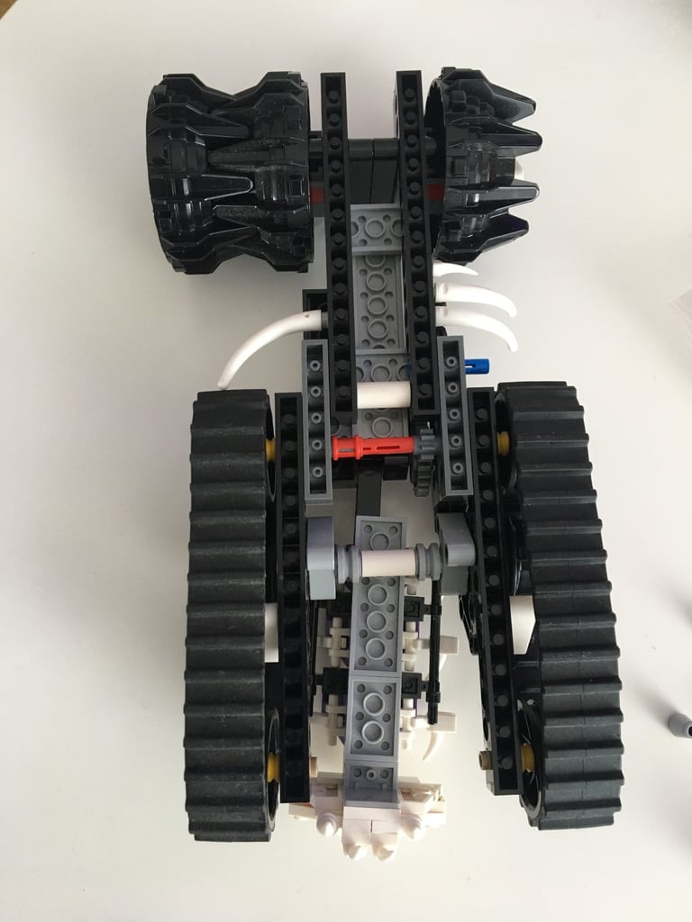 LEGO Ninjago 2263 with Jay , Cole & Frakjaw Figures from 2011 (INCOMPLETE)