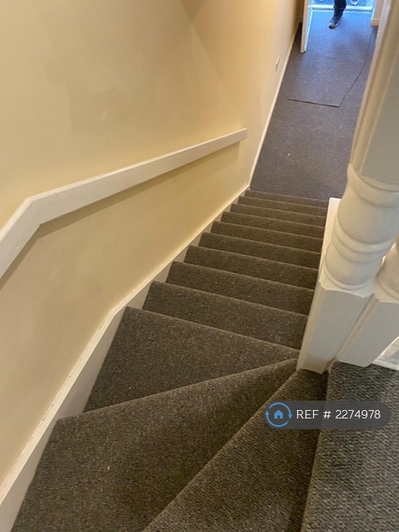 3 bedroom house in Y Cilffordd, Caerphilly, CF83 (3 bed) (#2274978)