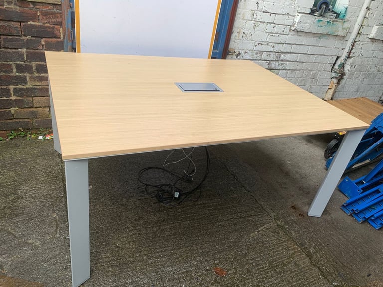 image for Contemporary boardroom table meeting table 1600 x 1200 ( 5 available)