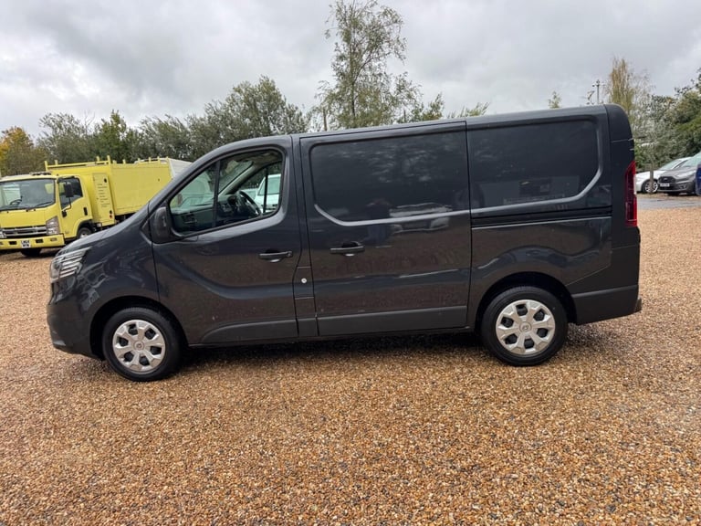 2022 Renault Trafic SL28 Blue dCi 130 Business Van PANEL VAN DIESEL Manual