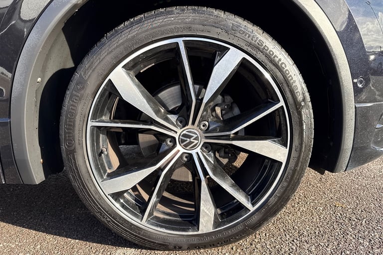 2021 Volkswagen Tiguan 1.5 TSI 150 R-Line 5dr DSG SUV PETROL Automatic