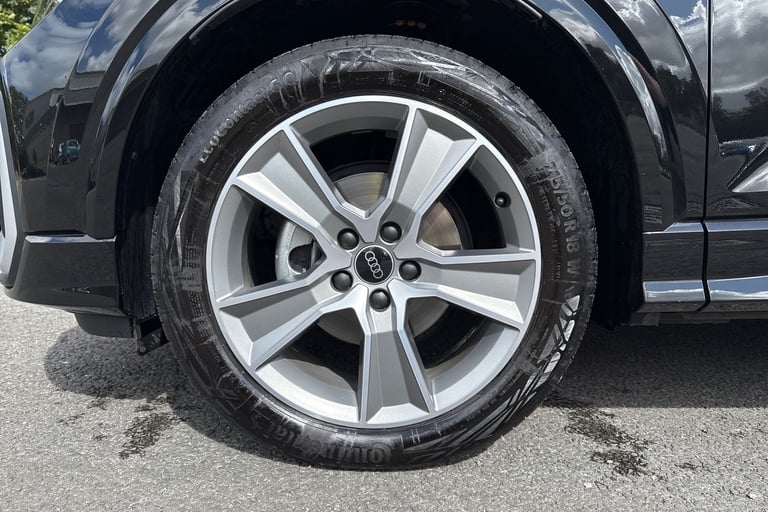 2025 Audi Q2 S line 30 TFSI  116 PS 6-speed SUV PETROL Manual