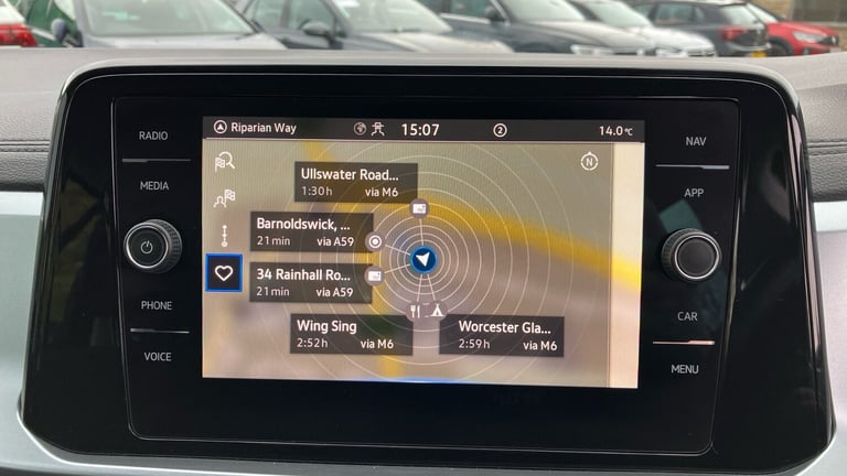2022 Volkswagen T-Roc 1.5 TSI Life 5dr Petrol Hatchback Hatchback Petrol Manual