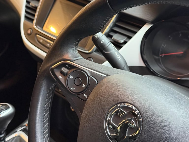 2020 Vauxhall Crossland X 1.5 Turbo D Griffin Euro 6 (s/s) 5dr HATCHBACK Diesel Manual