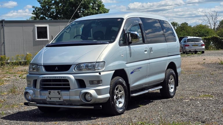 Fresh Import Mitsubishi Delica Spacegear Chamonix L400 3.0 Auto 8 Seater MPV 4X4