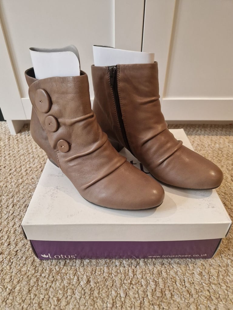 image for Lotus brand new boxed ladies ankle boots