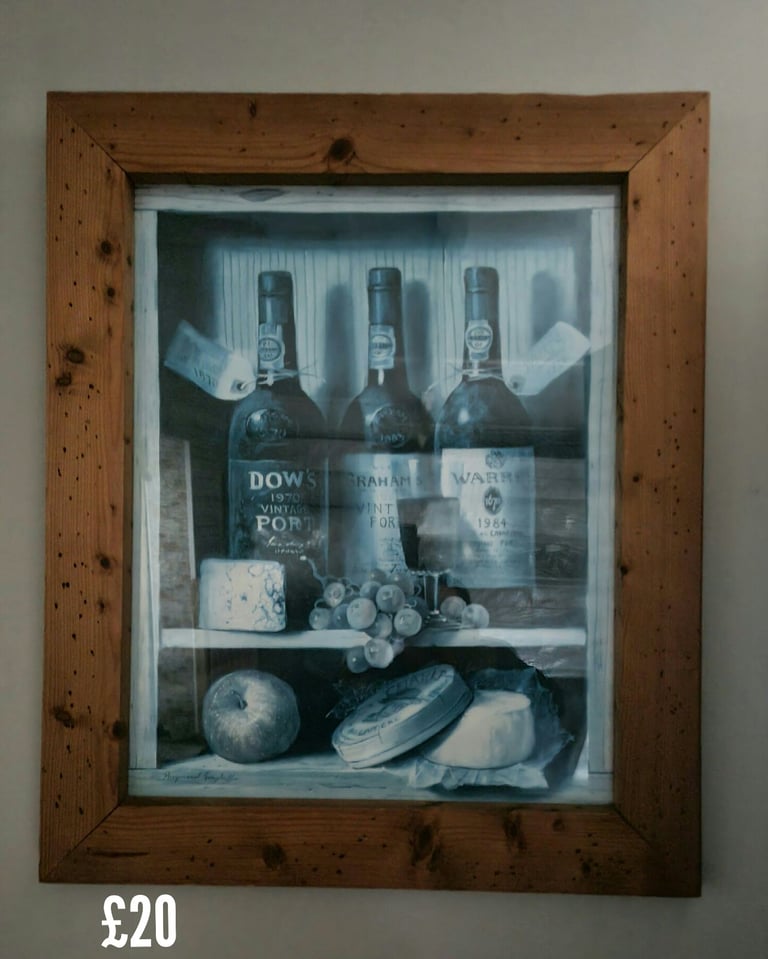 Selection Of Ex-Display Pictures For Sale