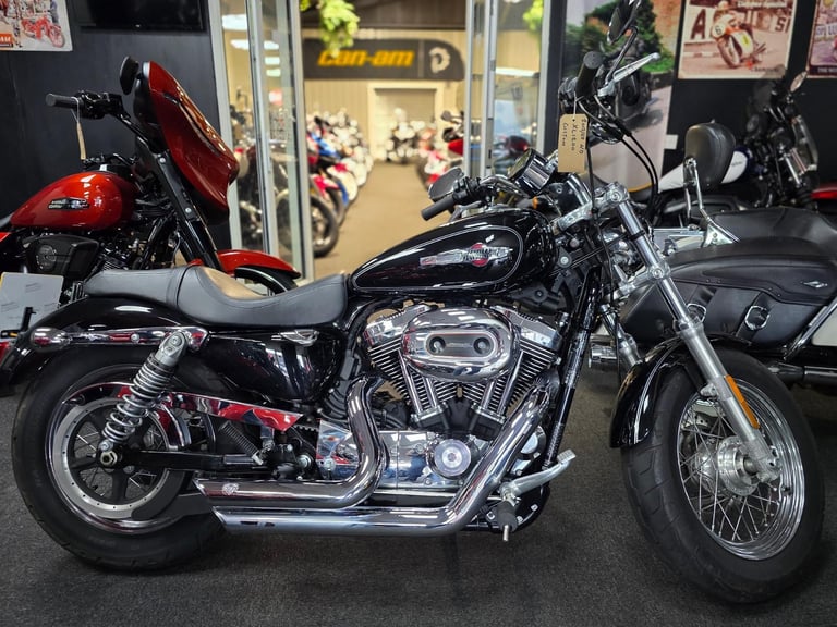 image for 2017/67 HARLEY-DAVIDSON XL 1200 C CUSTOM SPORTSTER EXTRA'S 2,800 MILE'S 