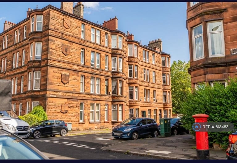 1 bedroom flat in Laurel Place, Glasgow, G11 (1 bed) (#813463)