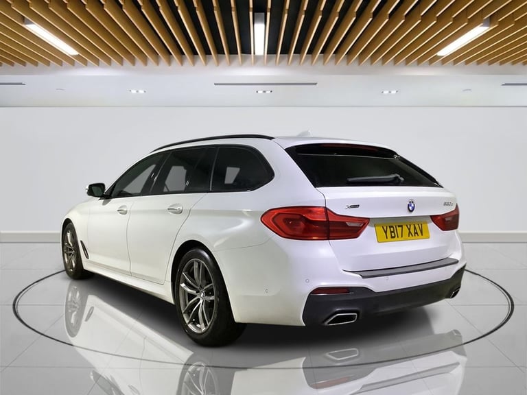 2017 BMW 5 Series 3.0 530d M Sport Touring 5dr Diesel Auto xDrive Euro 6 (s/s) (265 ps) Estate Di...