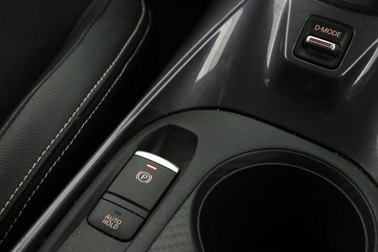 2020 Nissan Juke 1.0 DiG-T Tekna 5dr Hatchback Petrol Manual