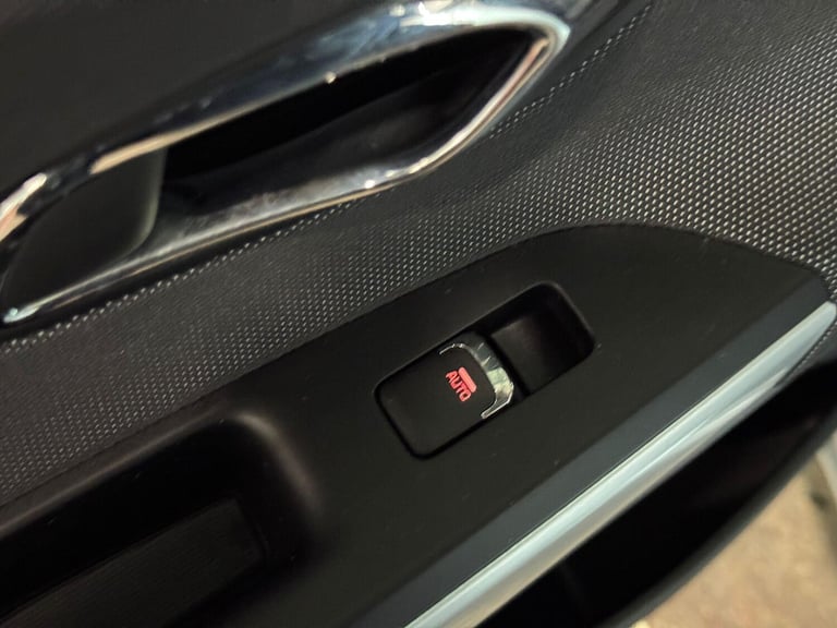 2016 Kia Ceed 1.6 CRDi 2 DCT Euro 6 (s/s) 5dr HATCHBACK Diesel Automatic