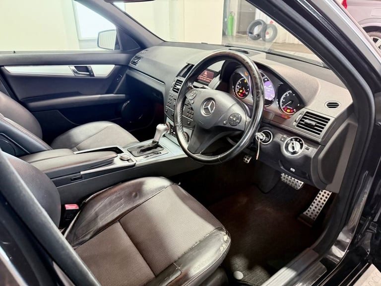 2011 Mercedes-Benz C Class C220 CDI BlueEFFICIENCY Sport 4dr Auto SALOON DIESEL Automatic