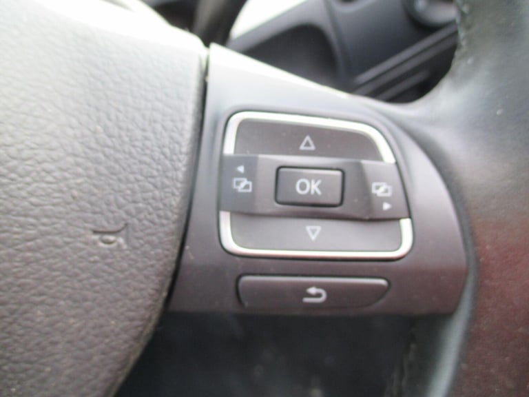 Volkswagen EOS 1.4 TSI SE Cabriolet Euro 5 2dr Petrol Manual - Image 20