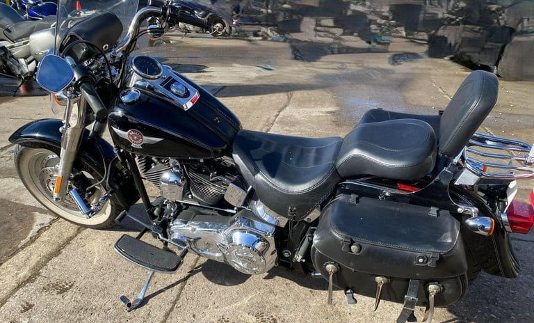 2005 55 HARLEY-DAVIDSON FLSTFI FATBOY FUEL INJECTED CUSTOM CRUISER LOW MILES