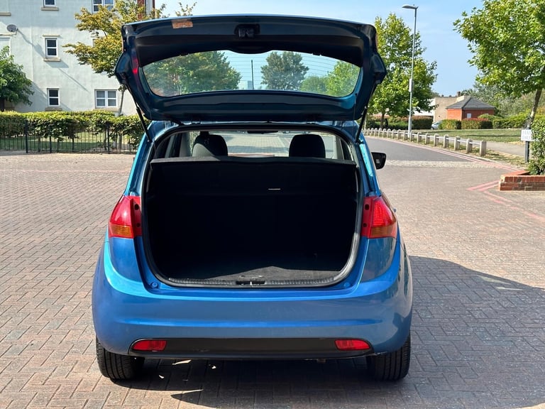 2010 Kia Venga 1.6 2 Auto Euro 5 5dr HATCHBACK Petrol Automatic
