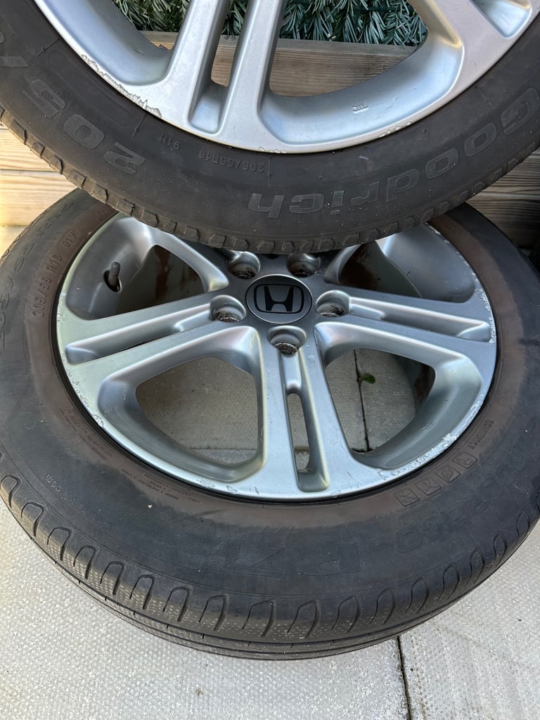 Honda Wheels 16” Good Condition With Tyres 