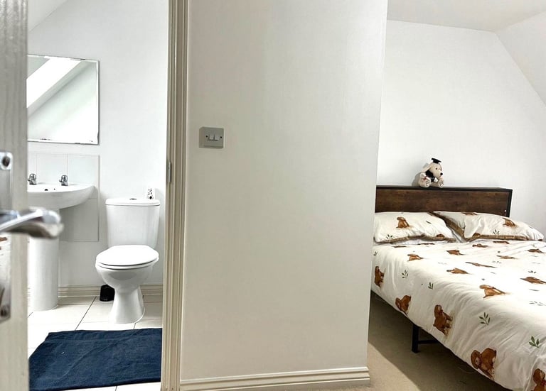 Not a studio En-suite double room including bills for single occupancy or couple Postcode CB23 6AX