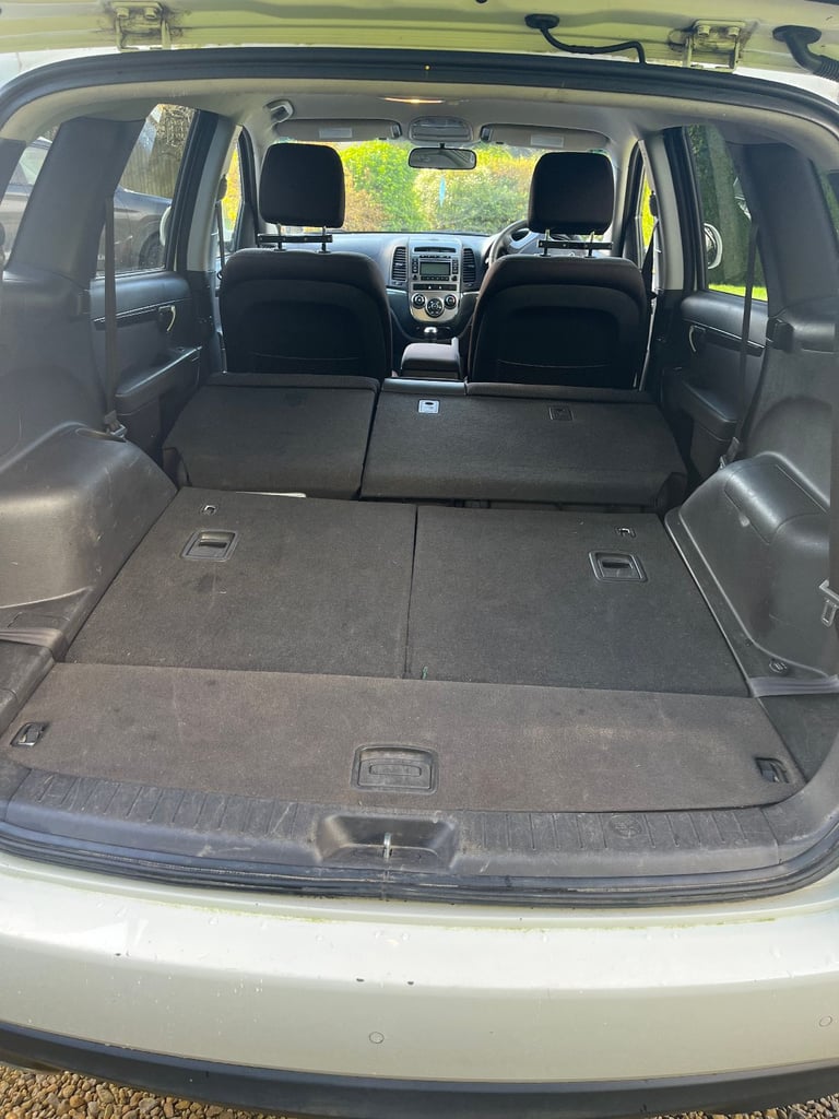 Hyundai, SANTA FE, Style, CRDi, Estate, 4WD, 7 seats, 2011 (61), Manual, 2199 (cc), 5 doors