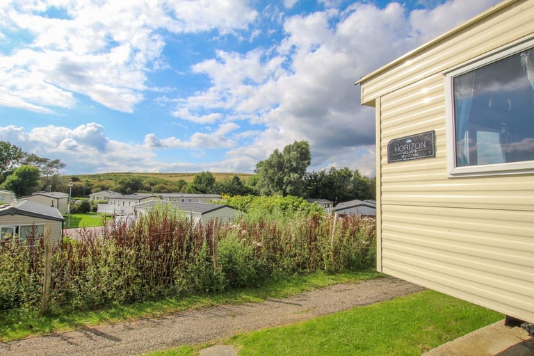 ABI Horizon 2016 static caravan at Combe Haven, nr Hastings E Sussex. 8 berth