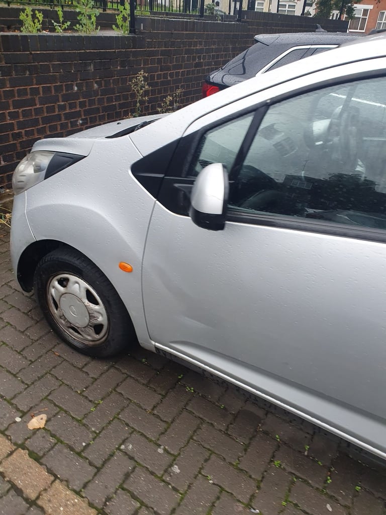 Chevrolet, SPARK, Hatchback, 2011, Manual, 995 (cc), 5 doors