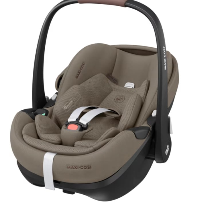 image for Maxi-Cosi Pebble Car Seat –  Excellent condition