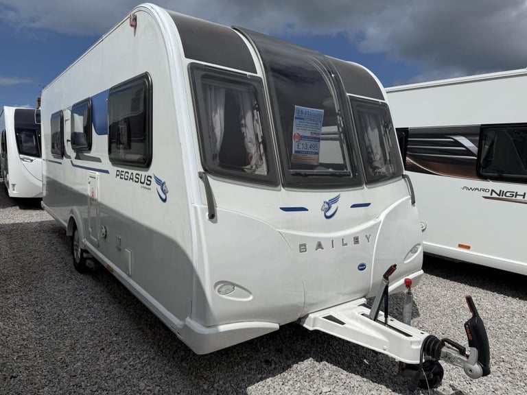2016 BAILEY PEGASUS RIMINI 4 Berth fixed single beds