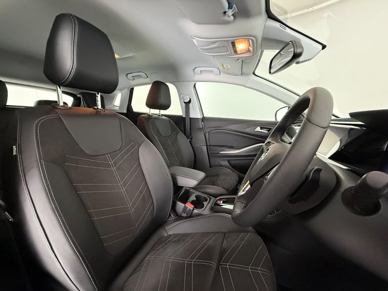 2024 Vauxhall Grandland 1.2 Turbo Ultimate 5dr Auto HATCHBACK PETROL Automatic