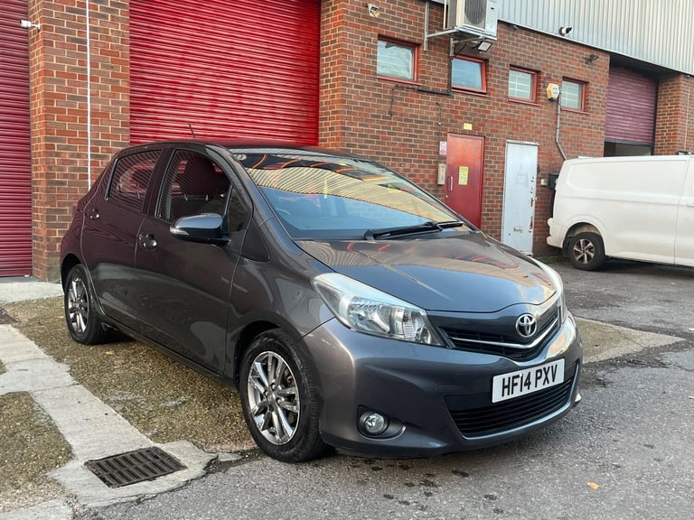 2014 Toyota Yaris 1.33 VVT-i Icon+ 5dr HATCHBACK PETROL Manual
