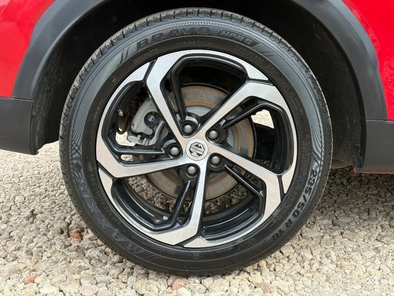 2023 MG MG HS 1.5 T-GDI Trophy SUV 5dr Petrol DCT Euro 6 (s/s) (162 ps) ESTATE Petrol Automatic