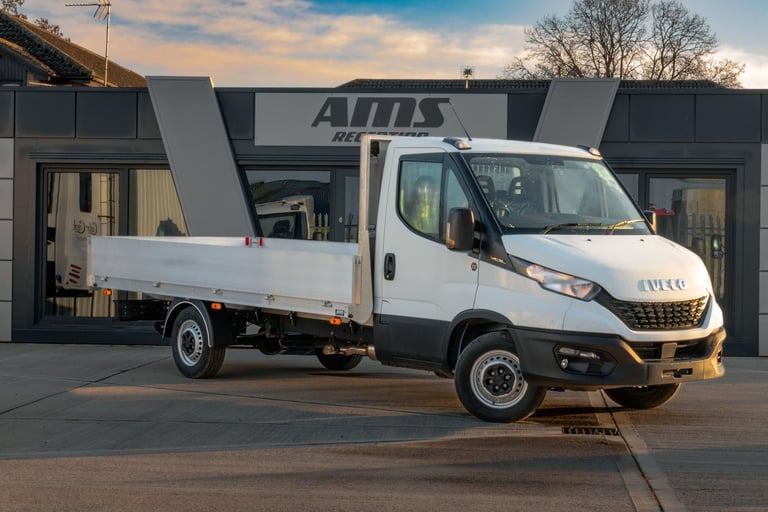 2025 IVECO DAILY 140BHP BUS. PACK DROPSIDE BRAND NEW 