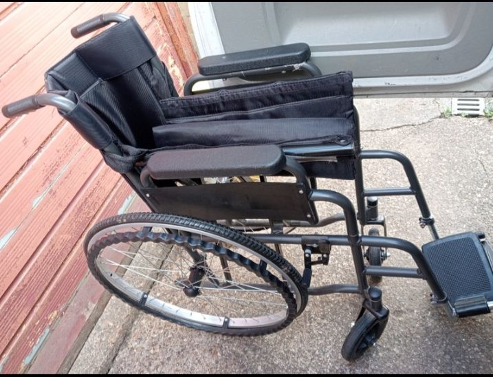 Wheelchair 