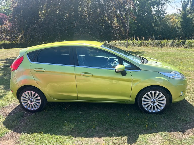 image for Ford, FIESTA, Hatchback, 2009, Manual, 1388 (cc), 5 doors