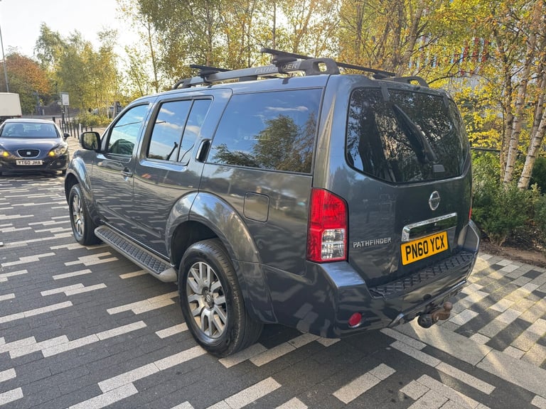 2010 NISSAN PATHFINDER TEKNA 2.5 DCI STATIONWAGON AUTOMATIC GREY 7 SEATER 5dr 