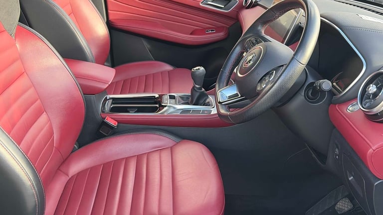 2023 MG MG HS 1.5 T-GDI Exclusive 5dr ESTATE PETROL Manual