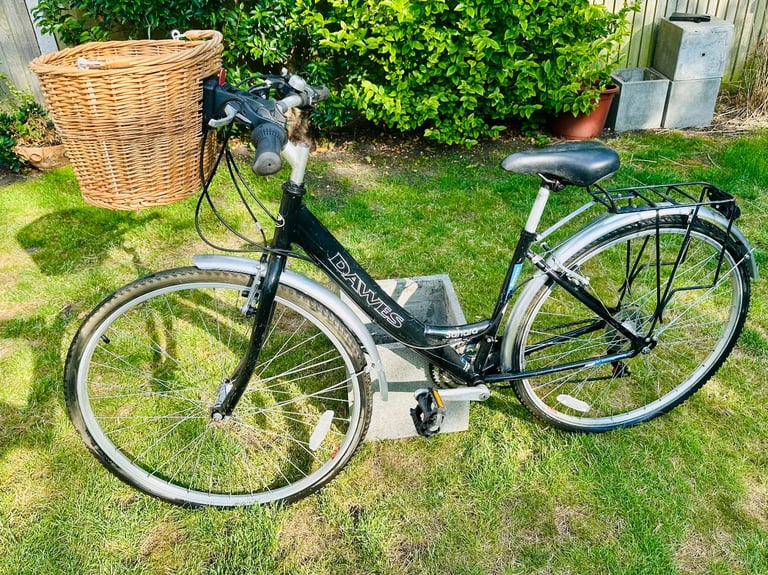 image for Dawes Sahara ladies bicycle