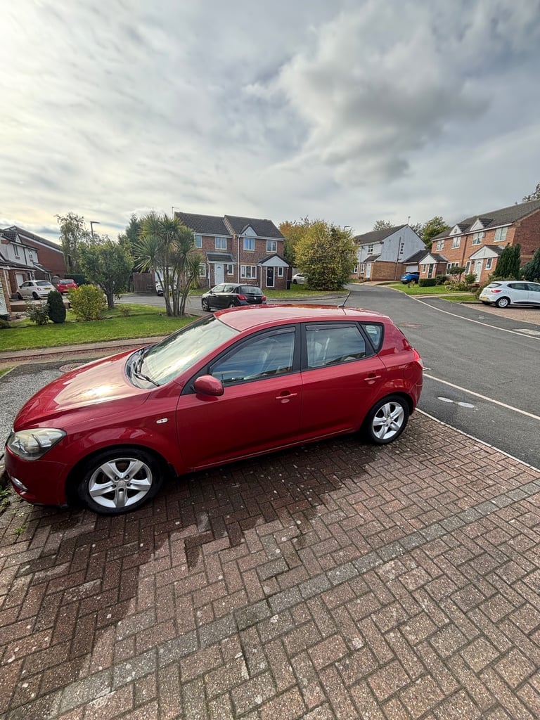 Kia, CEED, Hatchback, 2011, Manual, 1582 (cc),5 doors - Image 5