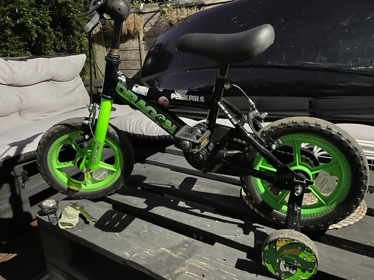 Pedal Pals 12 inch Wheel Size Kids  Dragon