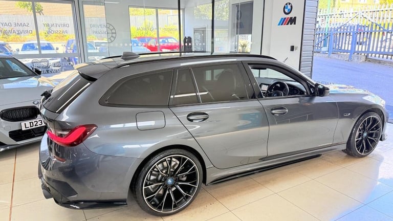2022 BMW 3 Series 2.0 330e 12kWh M Sport Touring Auto Euro 6 (s/s) 5dr Estate PETROL/ELECTRIC Aut...