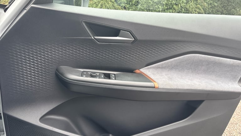 2025 Cupra Born 170kW e-Boost V1 59kWh 5dr Auto Electric Hatchback Hatchback Electric Automatic