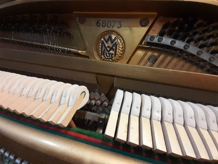 Welmar Upright Piano *matching stool + free tuning incl* third practice pedal