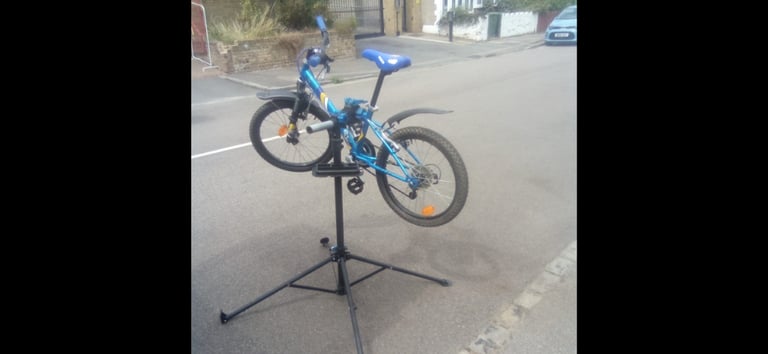 Bike stand online gumtree