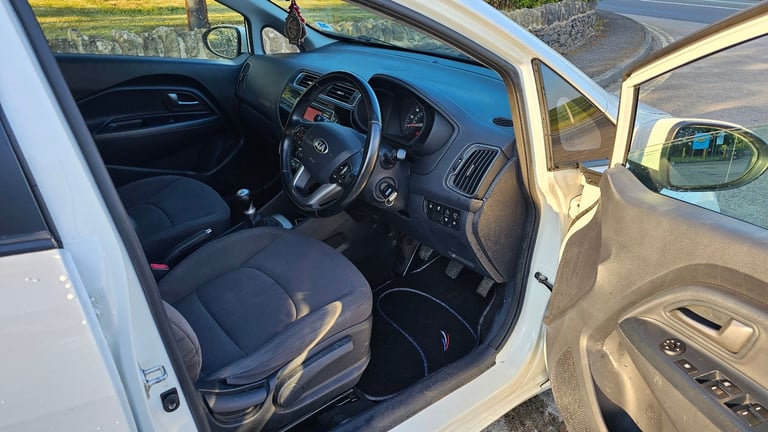 Kia, RIO, Hatchback, 2015, Manual, 1248 (cc), 5 doors