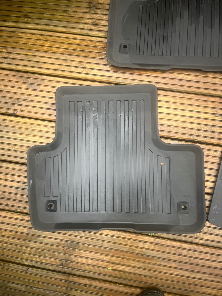 Volvo car mats 