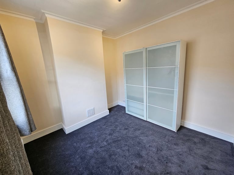 Charming four bedroom house to rent in Neasden