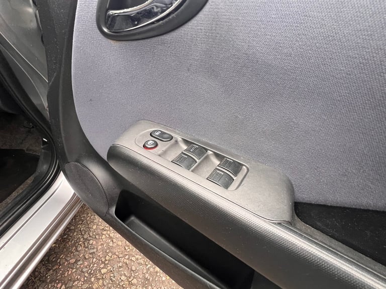 2005 Honda Jazz 1.4 i-DSi SE 5dr CVT-7 HATCHBACK Petrol Automatic