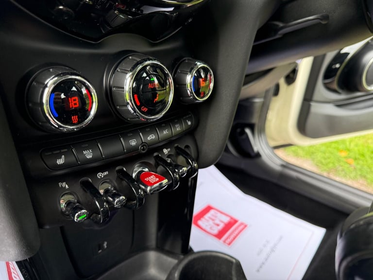 2019 MINI Hatch 1.5 Cooper Exclusive Euro 6 (s/s) 3dr HATCHBACK Petrol Manual