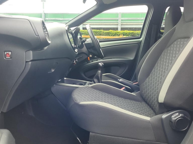 2022 Toyota Aygo X 1.0 VVT-i Edge 5dr Hatchback Petrol Manual